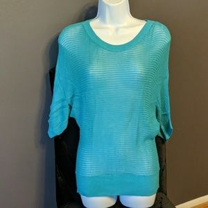 Takeout Blue Three-Quarter Sleeved Knit Sweater